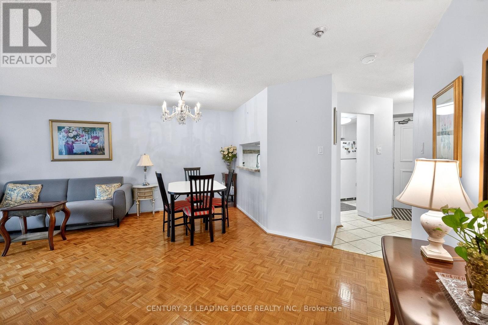 1024 - 77 Maitland Place, Toronto, Ontario  M4Y 2V6 - Photo 11 - C12768966