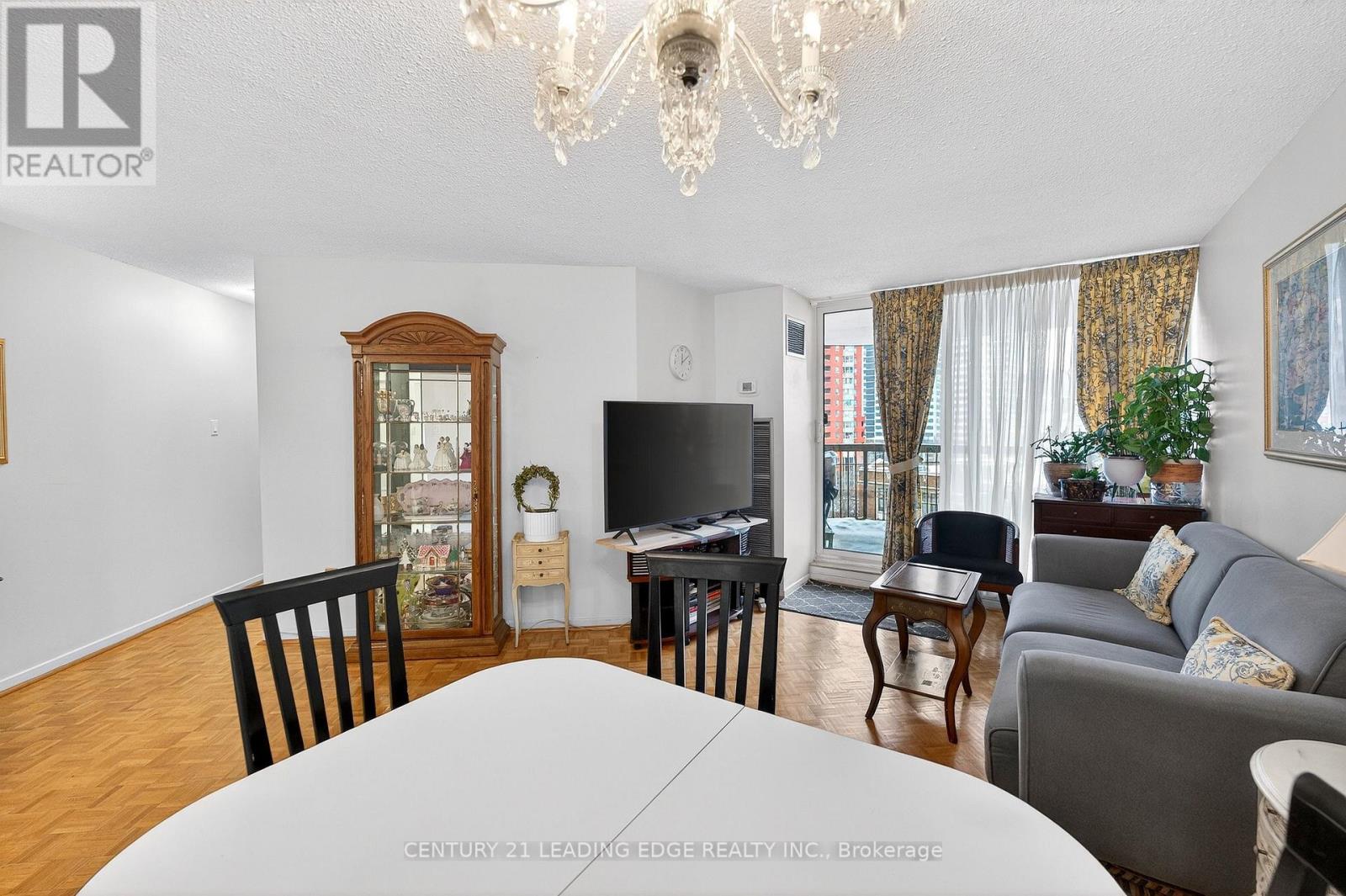 1024 - 77 Maitland Place, Toronto, Ontario  M4Y 2V6 - Photo 12 - C12768966