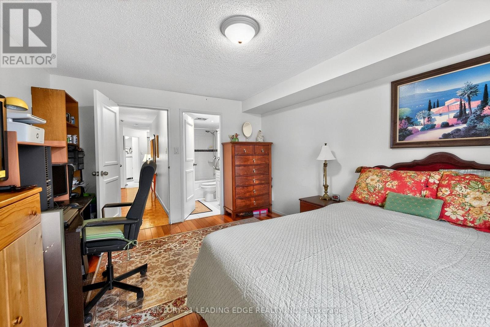 1024 - 77 Maitland Place, Toronto, Ontario  M4Y 2V6 - Photo 23 - C12768966