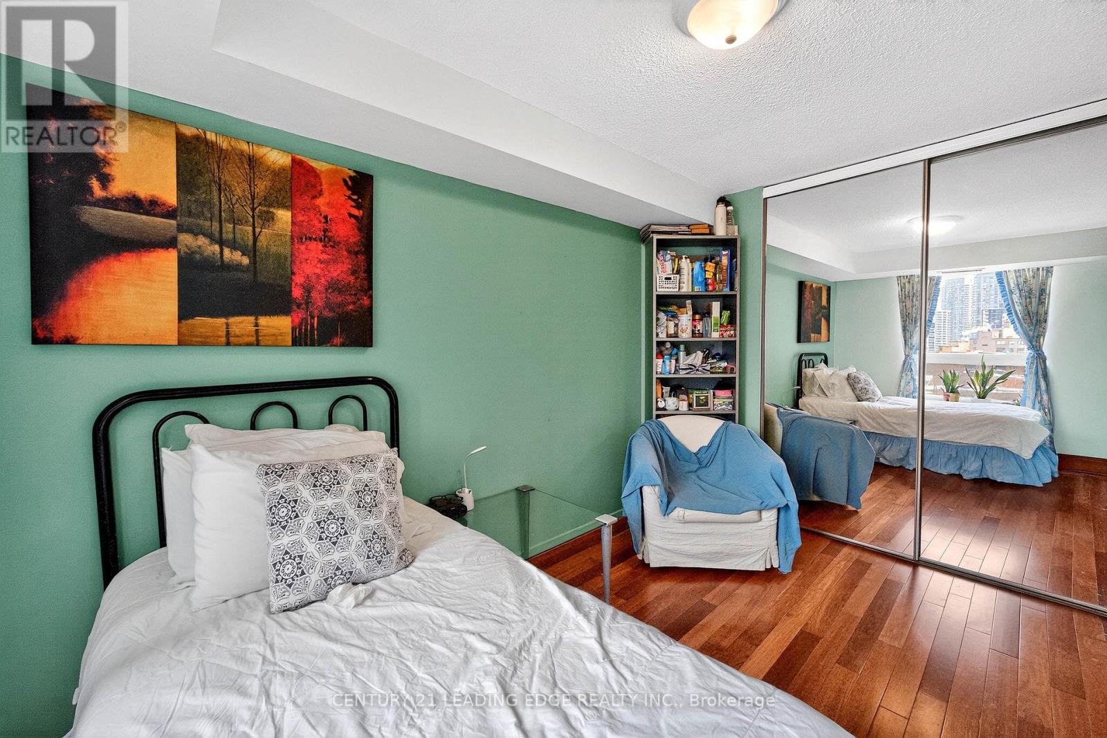 1024 - 77 Maitland Place, Toronto, Ontario  M4Y 2V6 - Photo 26 - C12768966