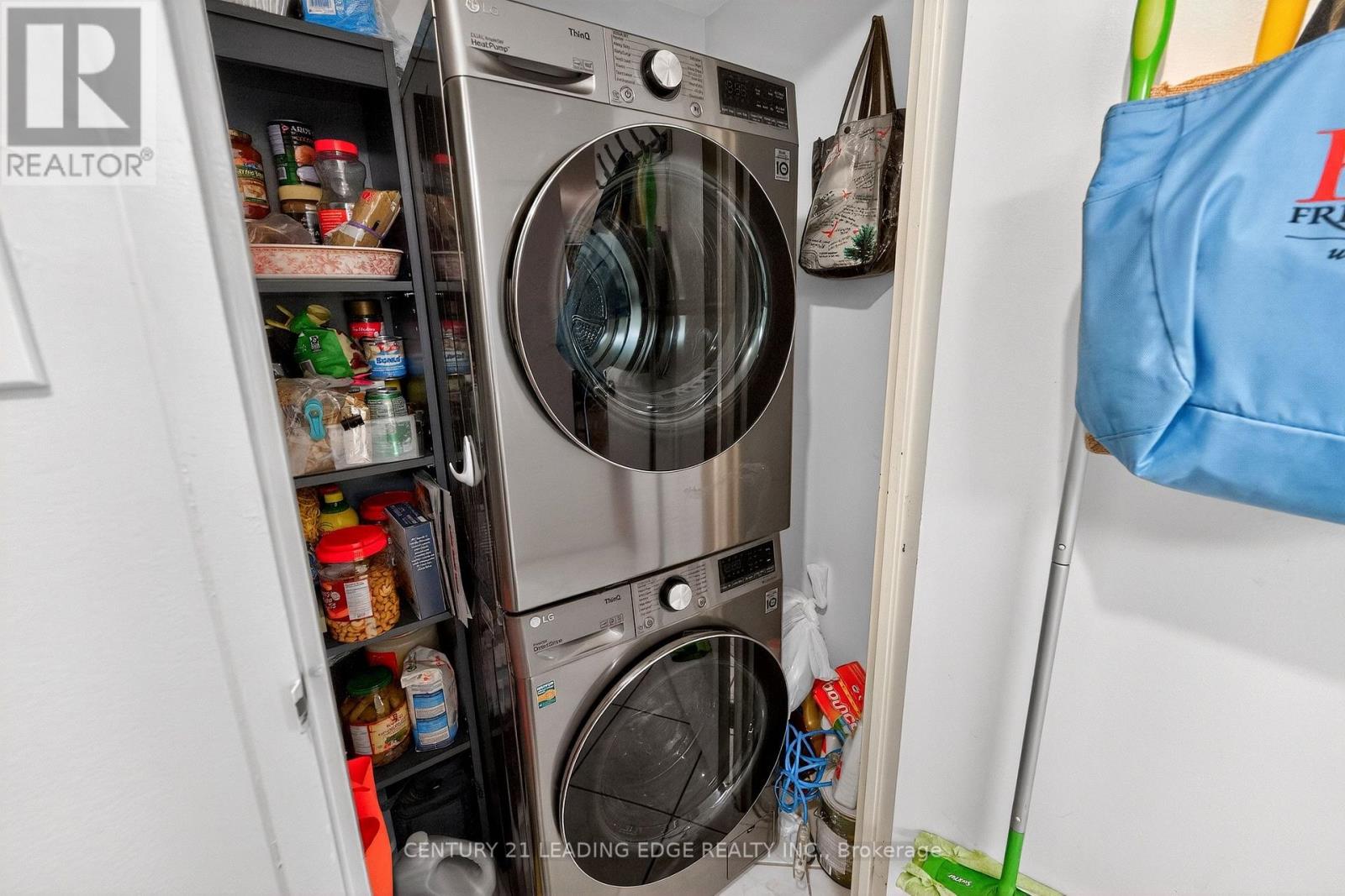 1024 - 77 Maitland Place, Toronto, Ontario  M4Y 2V6 - Photo 28 - C12768966