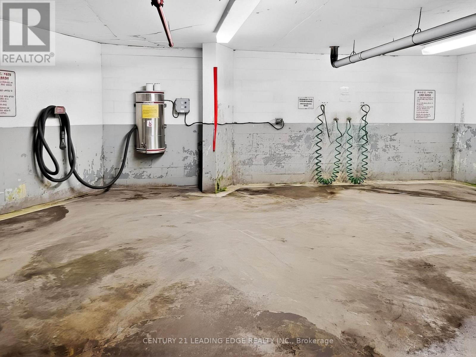 1024 - 77 Maitland Place, Toronto, Ontario  M4Y 2V6 - Photo 44 - C12768966