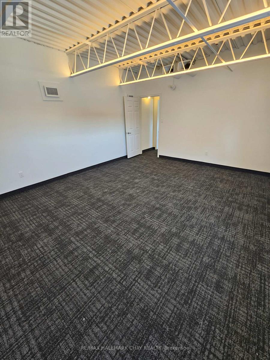 B - 5 Ontario Street, Orillia, Ontario  L3V 0T7 - Photo 6 - S12677916