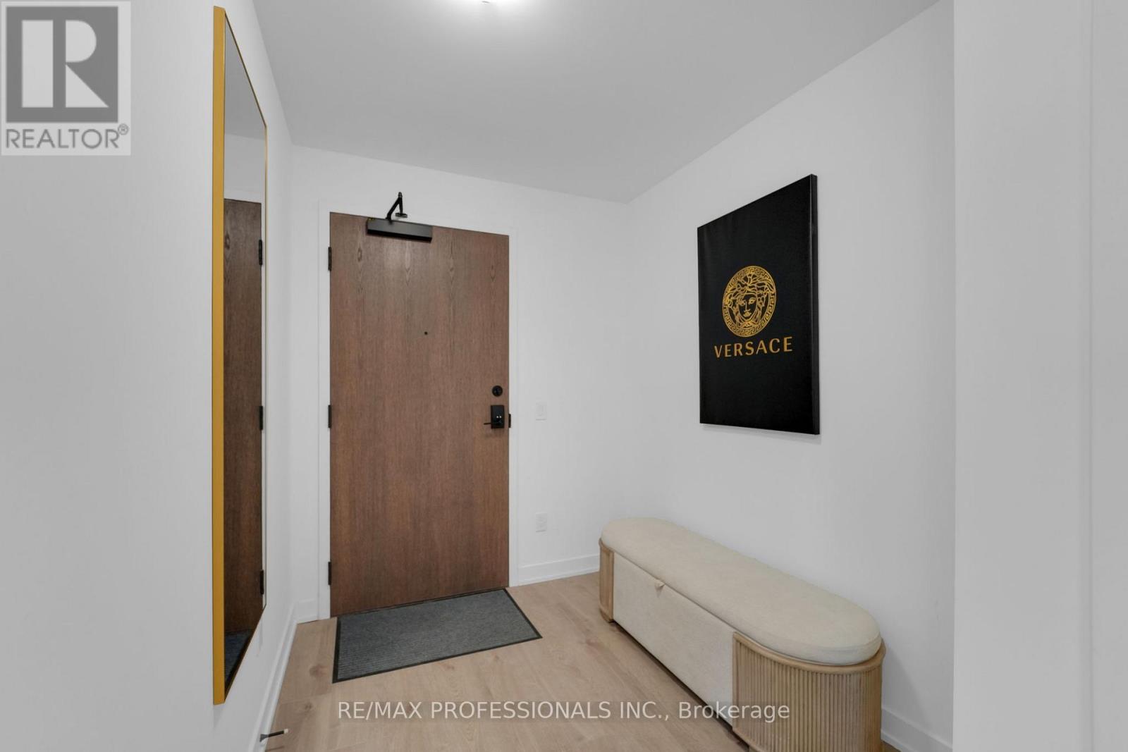 1402 - 1035 Southdown Road, Mississauga, Ontario  L5J 0A2 - Photo 6 - W12767944