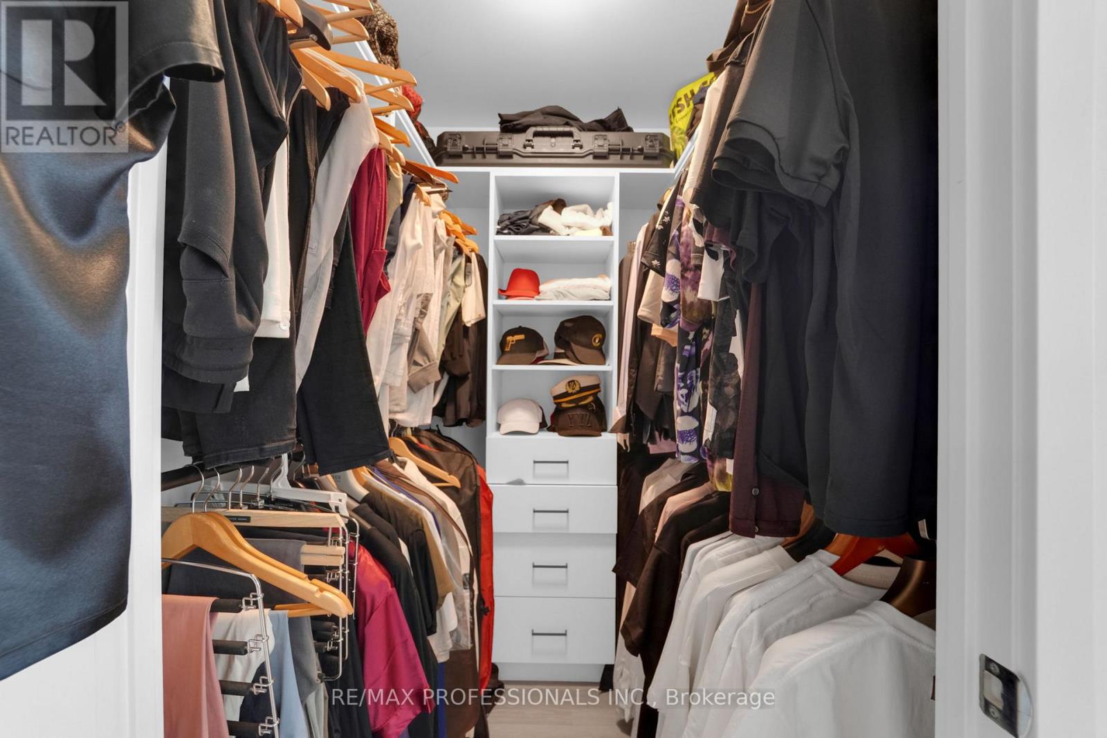 1402 - 1035 Southdown Road, Mississauga, Ontario  L5J 0A2 - Photo 36 - W12767944