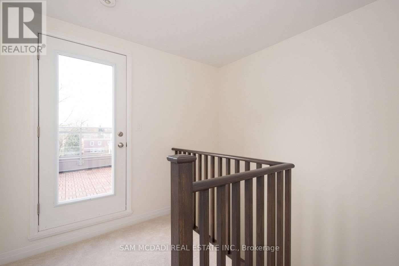 36 - 650 Atwater Avenue, Mississauga, Ontario  L5G 4K7 - Photo 12 - W12768920