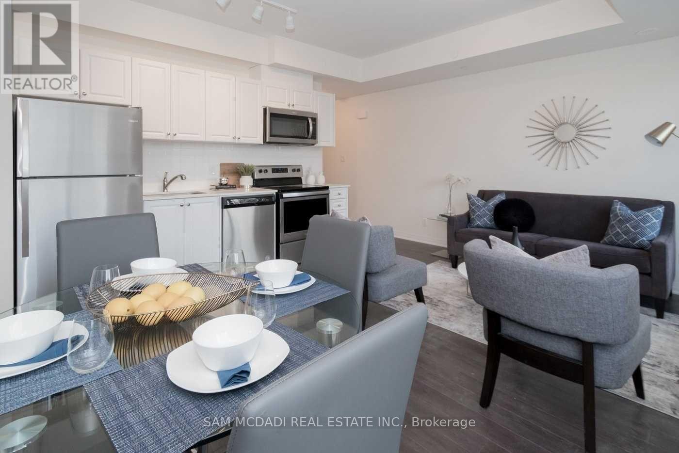 36 - 650 Atwater Avenue, Mississauga, Ontario  L5G 4K7 - Photo 8 - W12768920