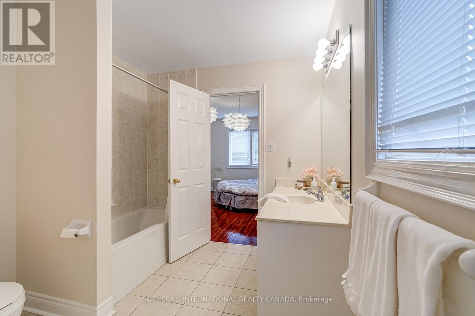 5 Xavier Court, Brampton, Ontario  L6Y 5S1 - Photo 30 - W12768934