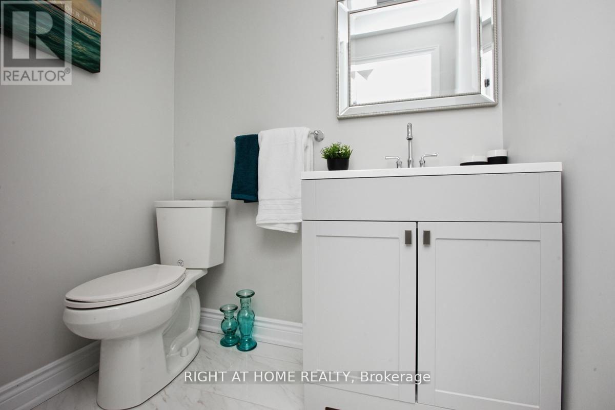 96 Simmons Boulevard, Brampton, Ontario  L6V 3V6 - Photo 7 - W12768952