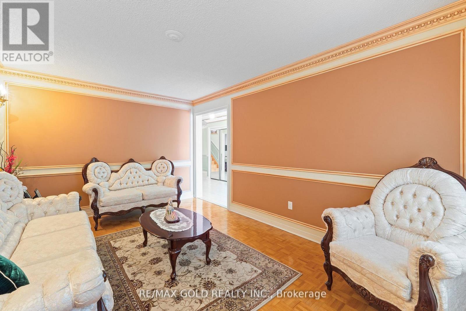 38 Mountainberry Road, Brampton, Ontario  L6R 1J3 - Photo 13 - W12768956