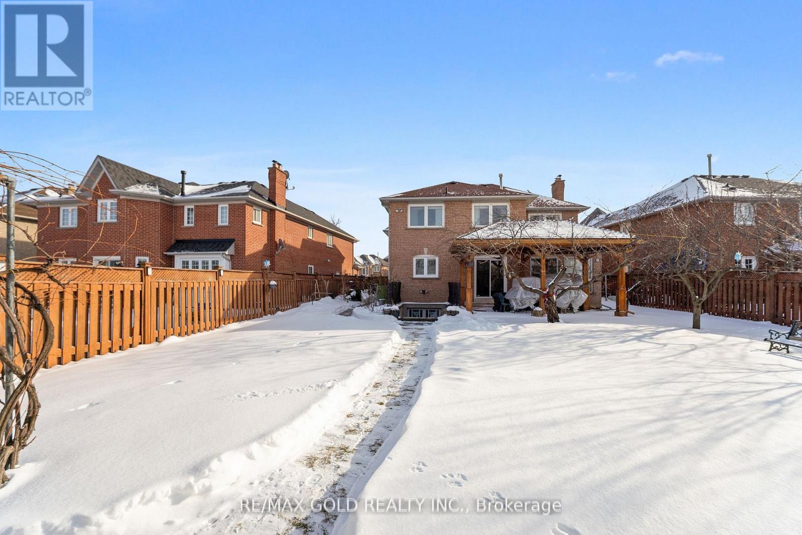 38 Mountainberry Road, Brampton, Ontario  L6R 1J3 - Photo 47 - W12768956