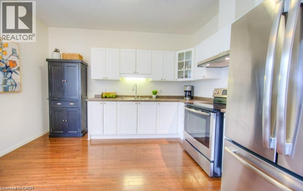 603 Brandenburg Boulevard, Waterloo, Ontario  N2T 2V3 - Photo 10 - 40802841