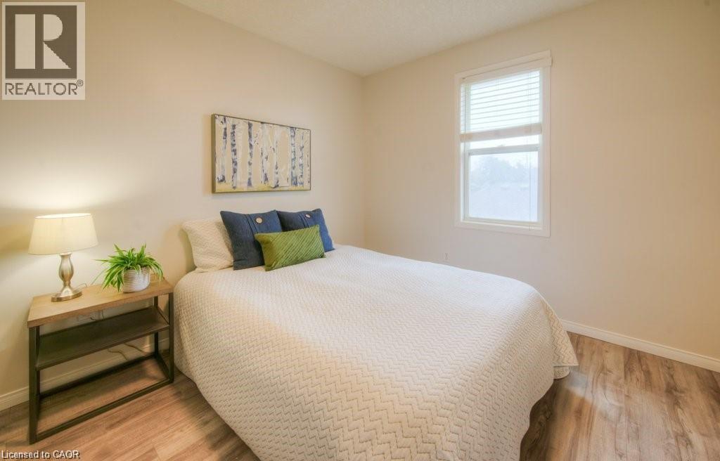 603 Brandenburg Boulevard, Waterloo, Ontario  N2T 2V3 - Photo 18 - 40802841