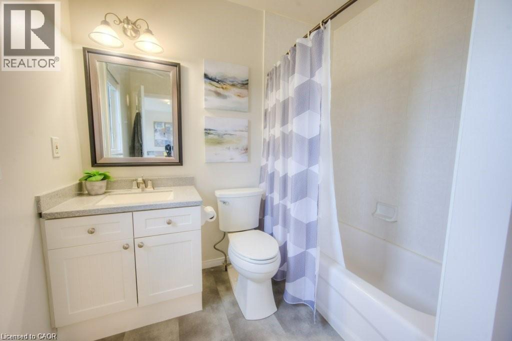 603 Brandenburg Boulevard, Waterloo, Ontario  N2T 2V3 - Photo 21 - 40802841