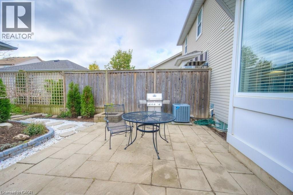 603 Brandenburg Boulevard, Waterloo, Ontario  N2T 2V3 - Photo 32 - 40802841