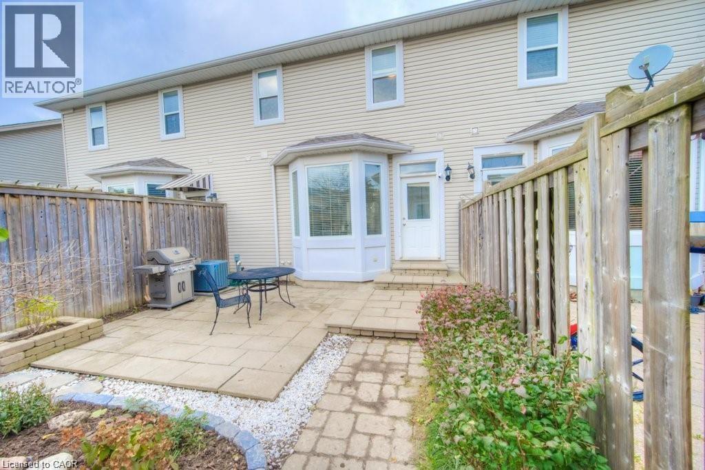 603 Brandenburg Boulevard, Waterloo, Ontario  N2T 2V3 - Photo 34 - 40802841