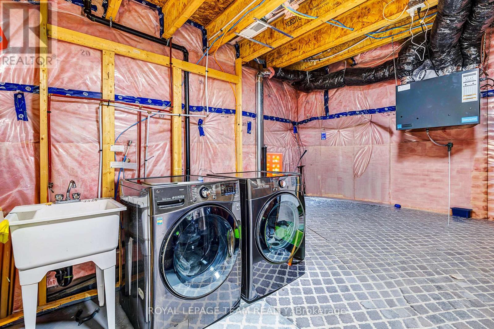 21 Coppermine Street, Ottawa, Ontario  K2J 6P5 - Photo 28 - X12768872