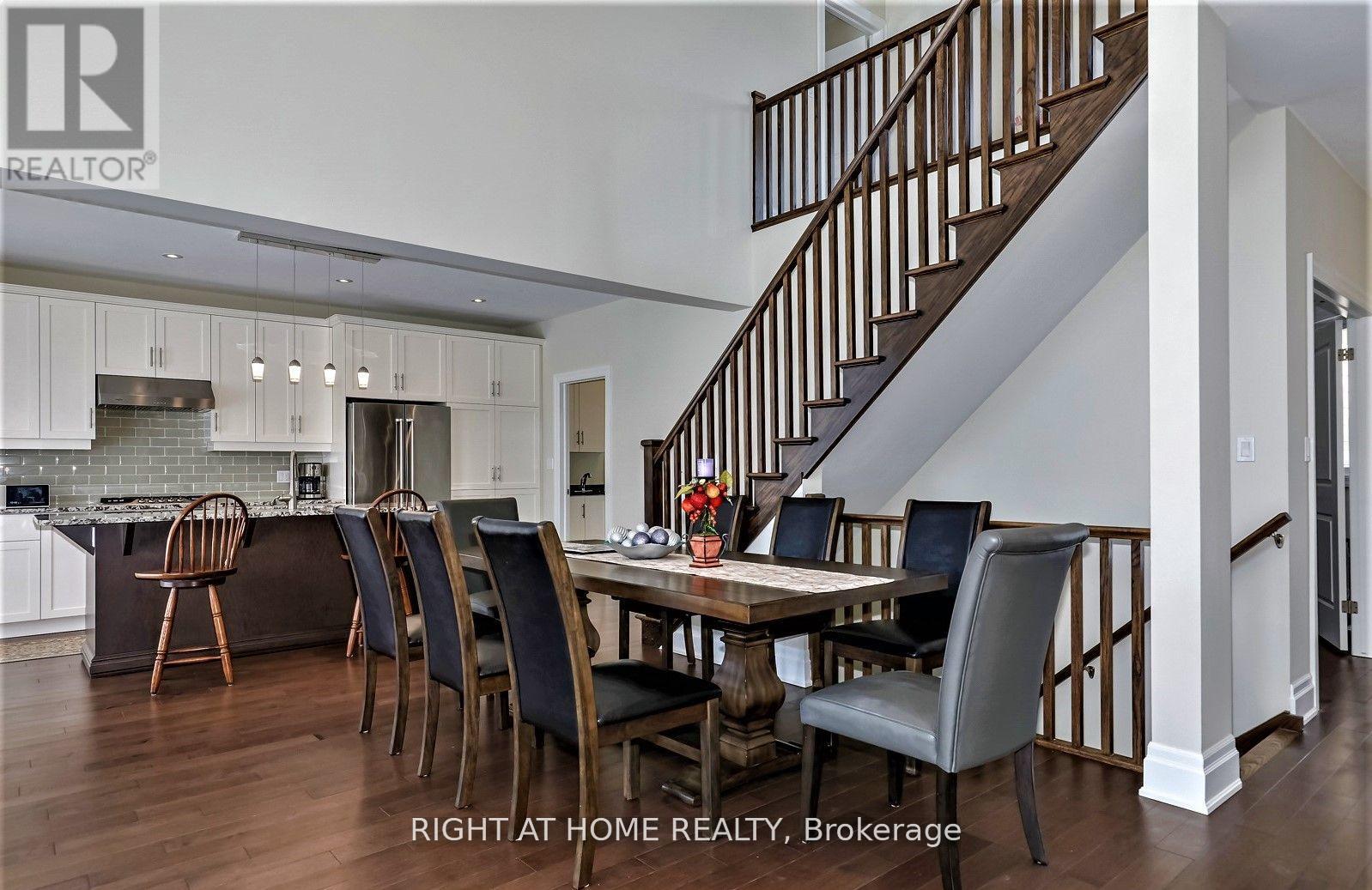 124 West Ridge Drive, Blue Mountains, Ontario  N0H 2P0 - Photo 4 - X12768906