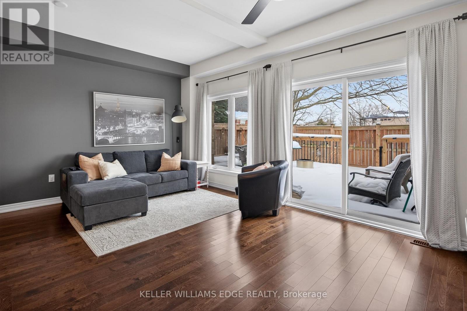 377 Glancaster Road, Hamilton, Ontario  L9G 0G4 - Photo 12 - X12768924