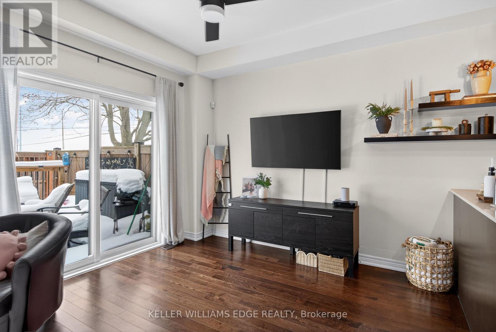 377 Glancaster Road, Hamilton, Ontario  L9G 0G4 - Photo 13 - X12768924