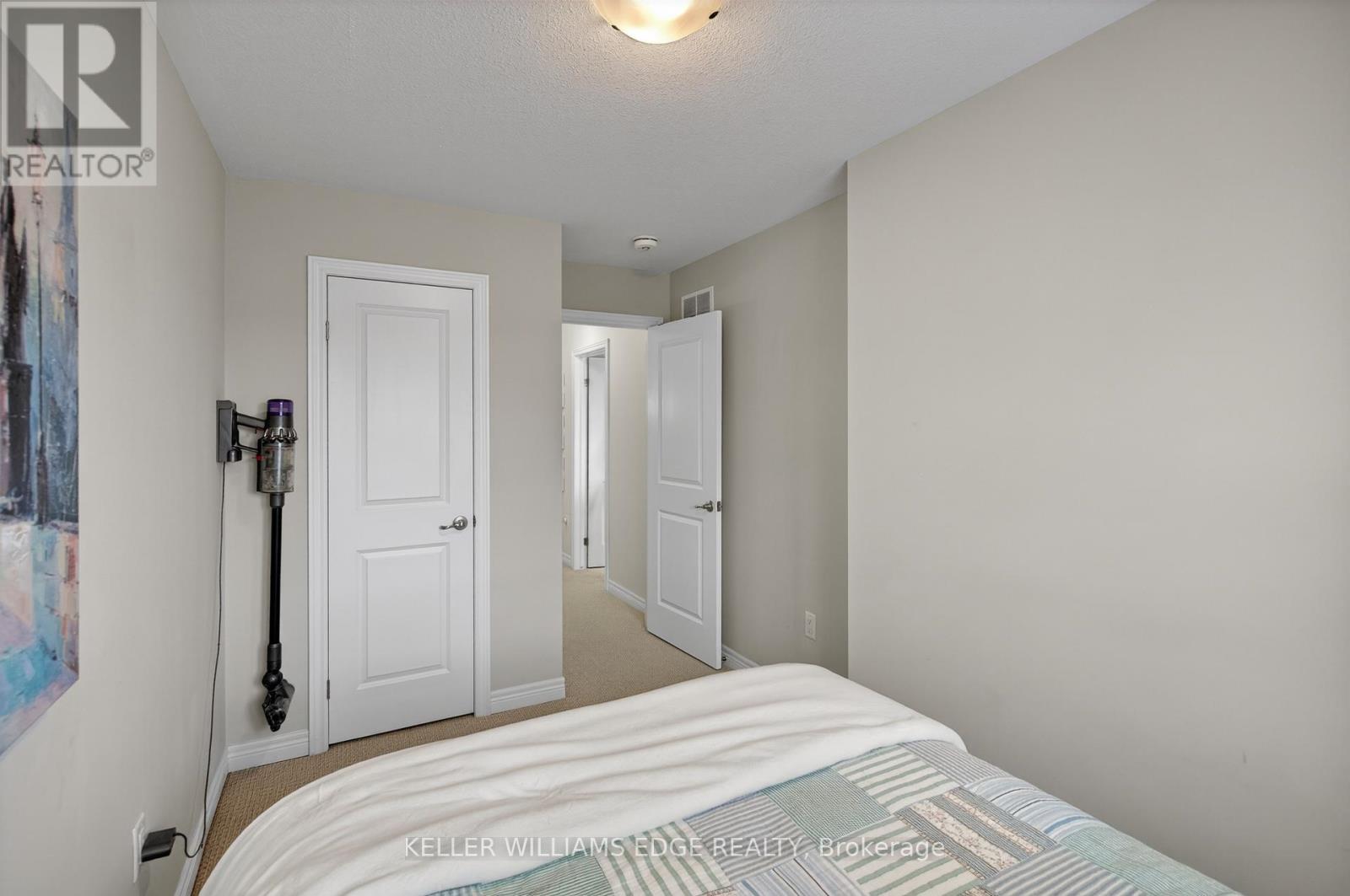 377 Glancaster Road, Hamilton, Ontario  L9G 0G4 - Photo 28 - X12768924