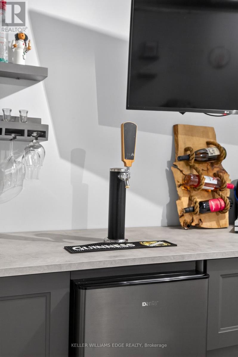 377 Glancaster Road, Hamilton, Ontario  L9G 0G4 - Photo 33 - X12768924