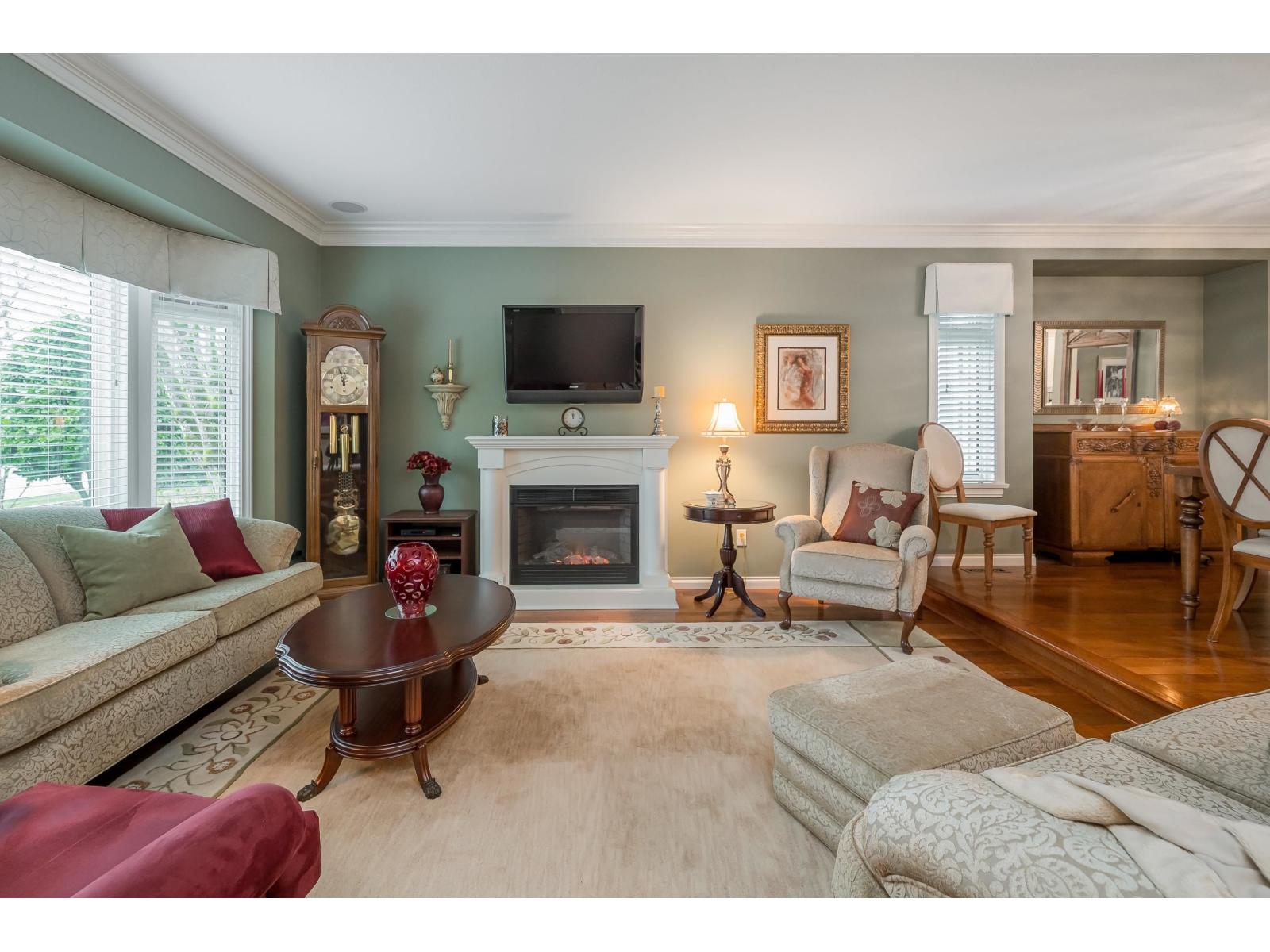 15496 93rd Avenue, Surrey, British Columbia  V3R 9B6 - Photo 6 - R3085596