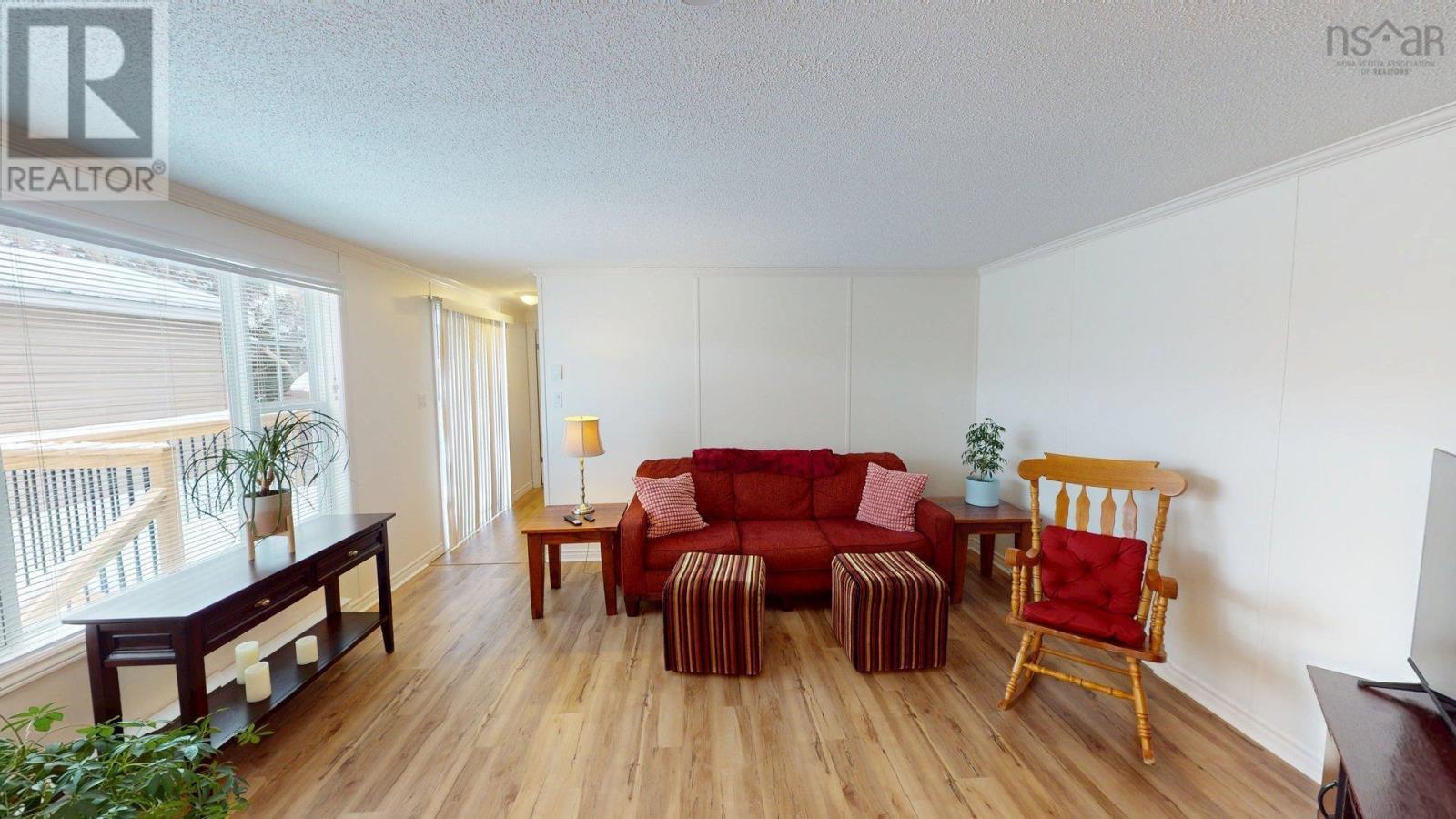 18 Hazel Street, Sackville Estates, Nova Scotia  B4E 1E4 - Photo 12 - 202602355