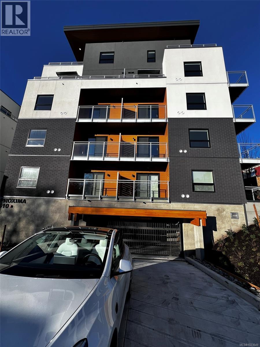 306 610 Lampson Rd, Esquimalt, British Columbia  V9A 0L4 - Photo 2 - 1023649