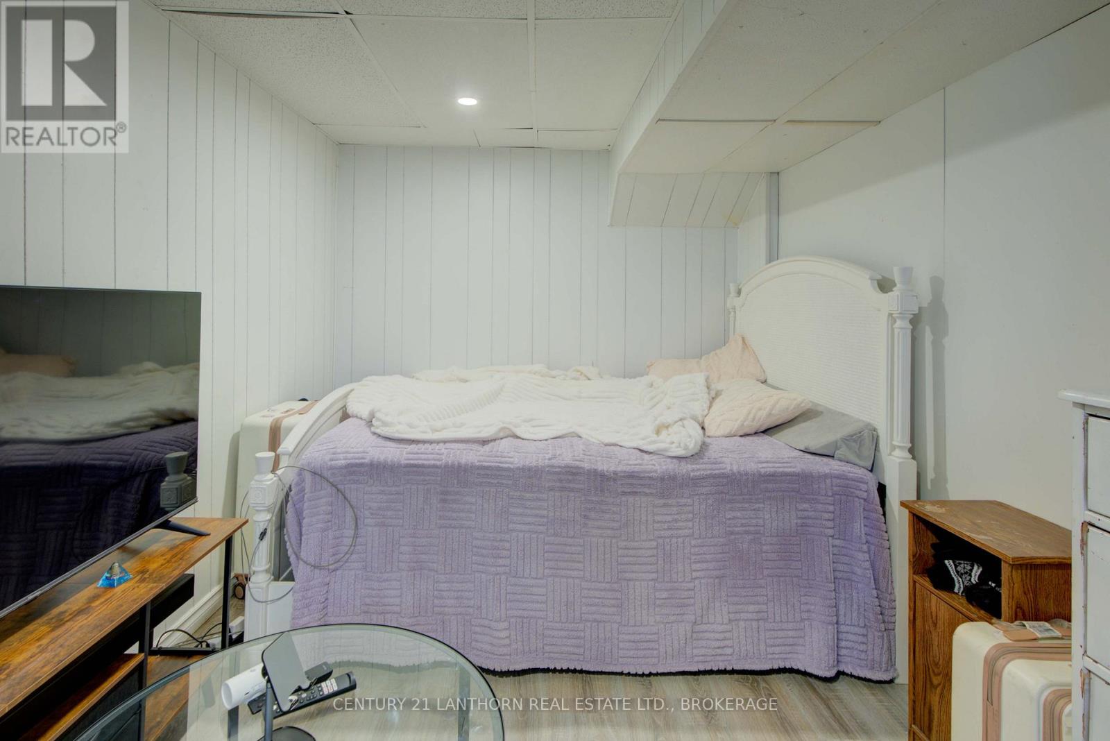 6 Woodstone Crescent, Kingston (Central City West), Ontario  K7M 6K9 - Photo 23 - X12768992