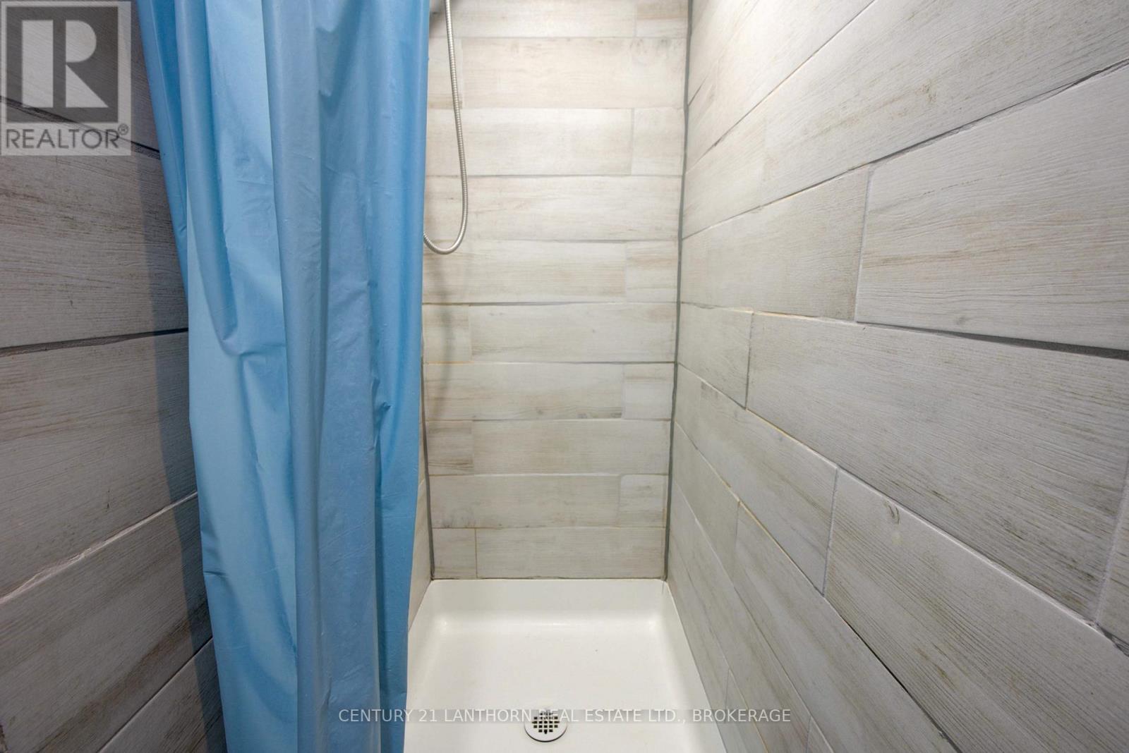 6 Woodstone Crescent, Kingston (Central City West), Ontario  K7M 6K9 - Photo 25 - X12768992