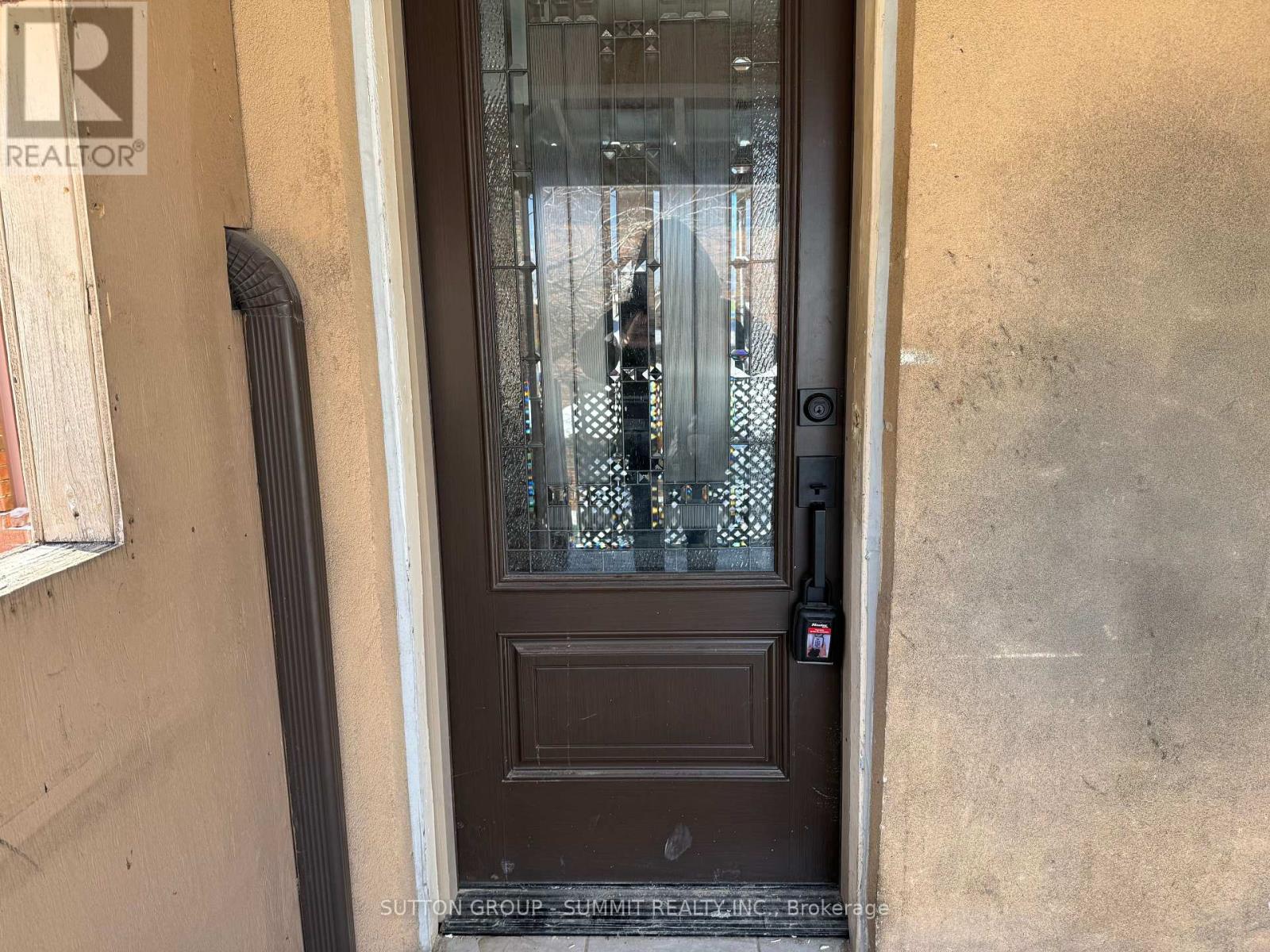 2 - 2005 Dufferin Street, Toronto, Ontario  M6E 3P9 - Photo 2 - C12768568