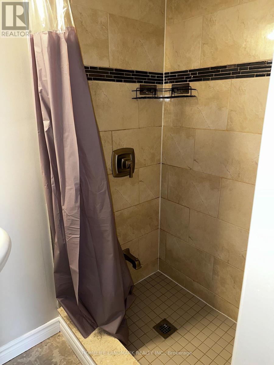 Main - 211 Ellington Drive, Toronto, Ontario  M1R 3Y2 - Photo 14 - E12768976