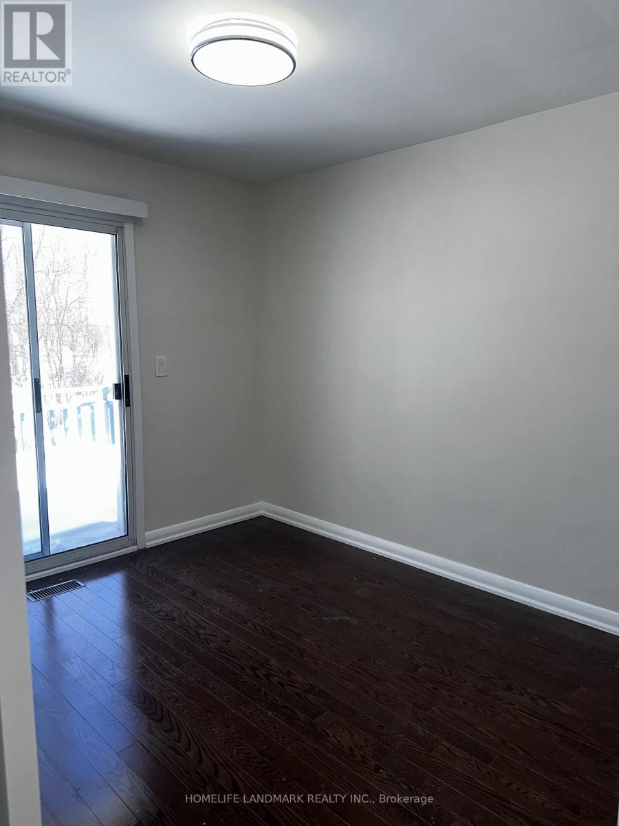 Main - 211 Ellington Drive, Toronto, Ontario  M1R 3Y2 - Photo 15 - E12768976