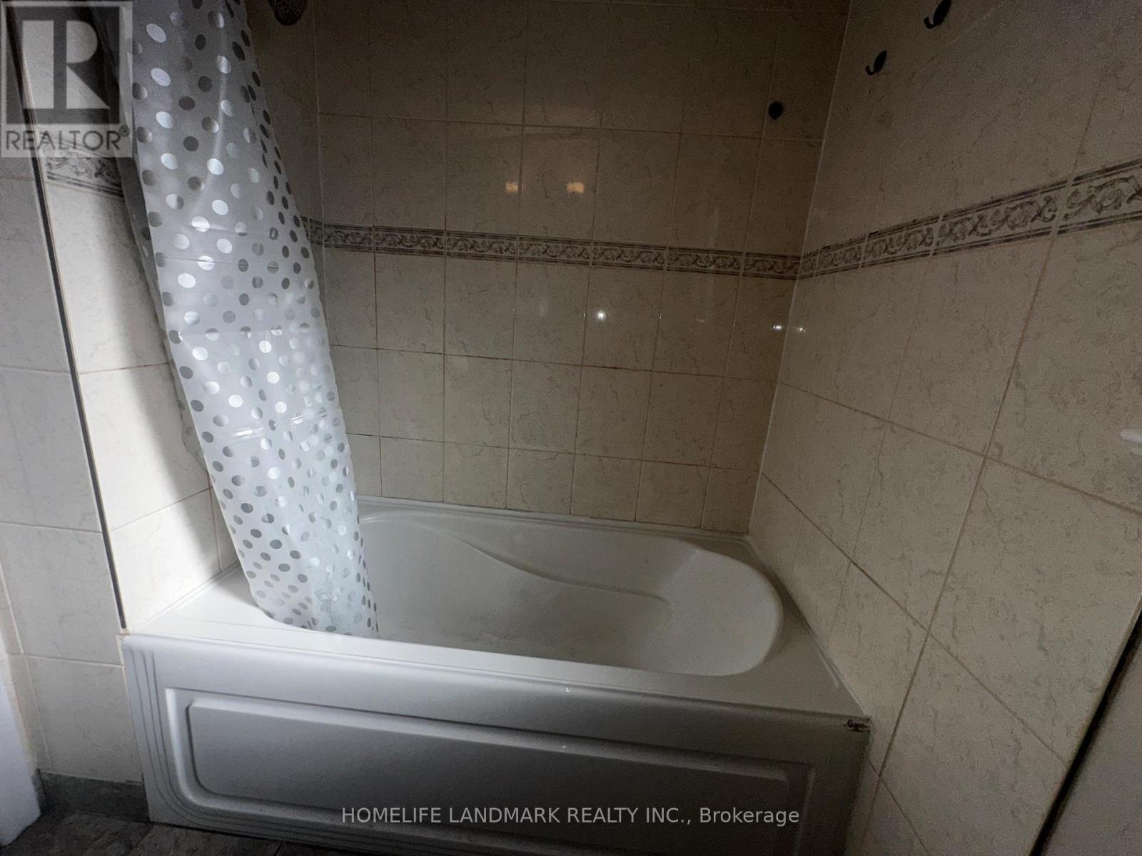 Main - 211 Ellington Drive, Toronto, Ontario  M1R 3Y2 - Photo 21 - E12768976