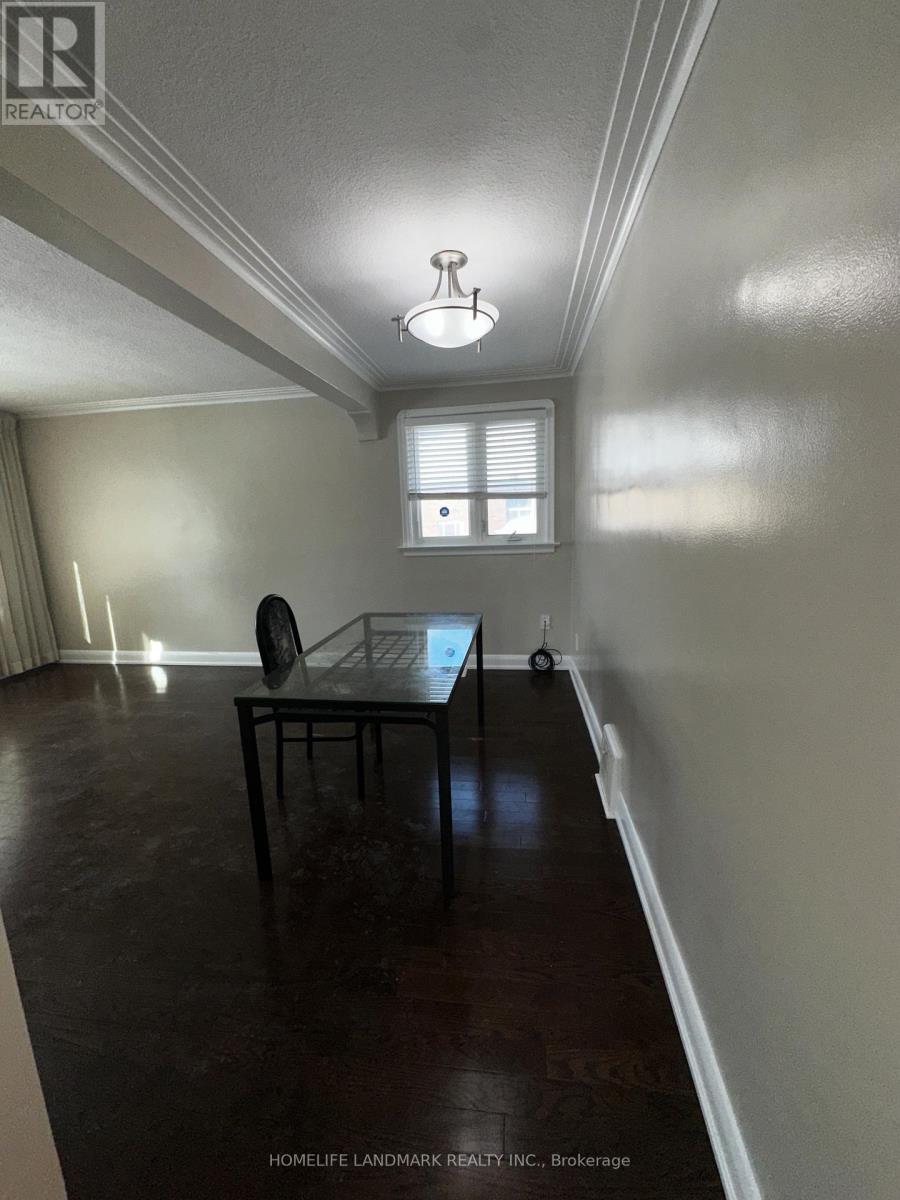 Main - 211 Ellington Drive, Toronto, Ontario  M1R 3Y2 - Photo 4 - E12768976