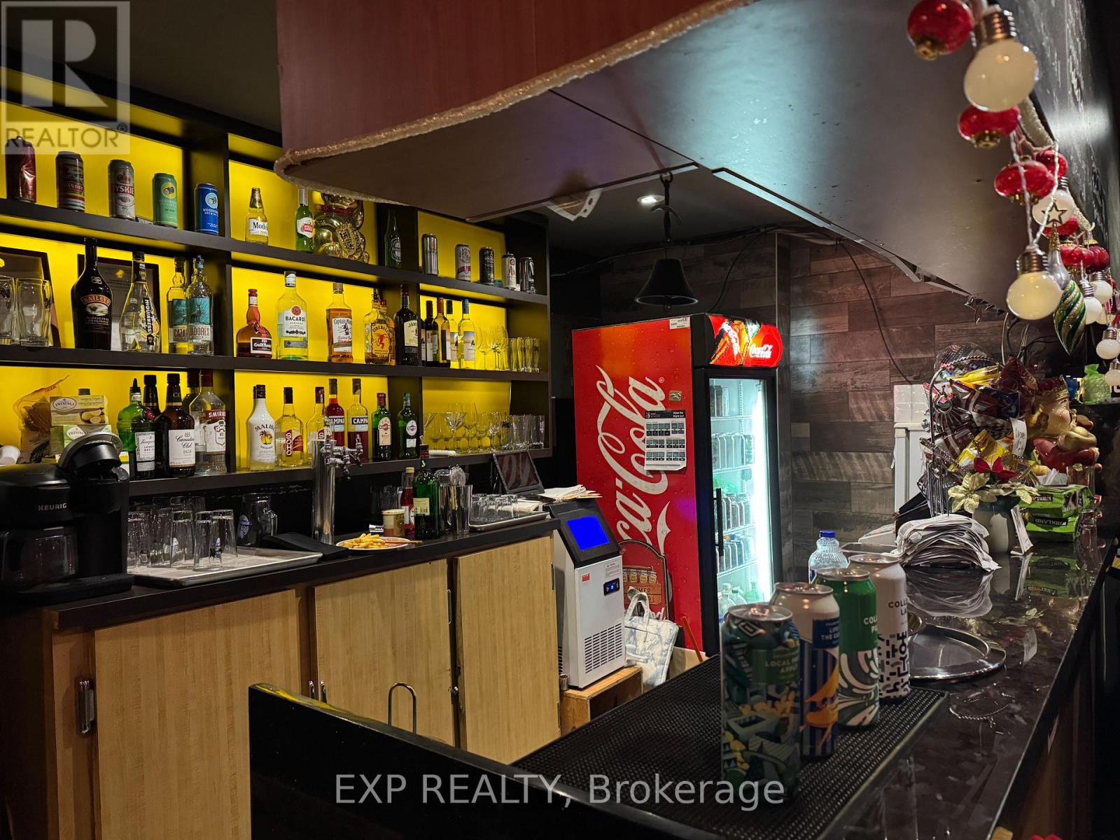 1384 Queen Street W, Toronto, Ontario  M6K 1L7 - Photo 2 - W12768996