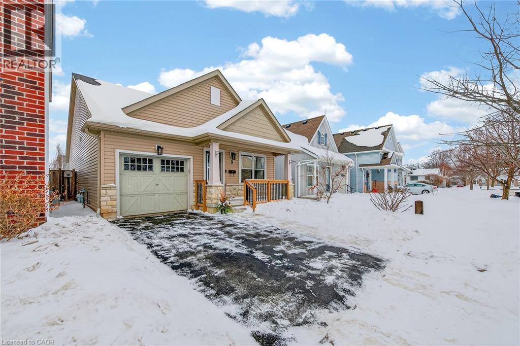 9 Chicory Crescent, St. Catharines, Ontario  L2R 0A6 - Photo 2 - 40803702