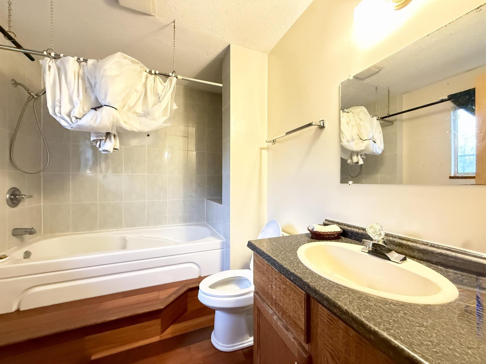 18572 76 Avenue, Surrey, British Columbia  V4N 3G5 - Photo 16 - R3087637