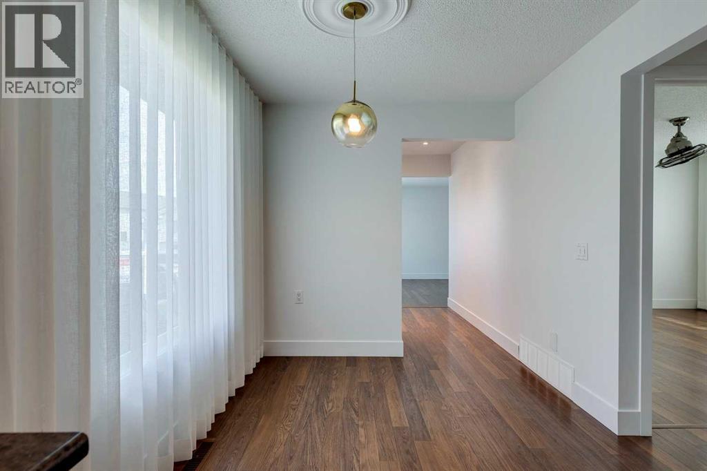 23 Erin Grove Court Se, Calgary, Alberta  T2B 3A8 - Photo 9 - A2284185