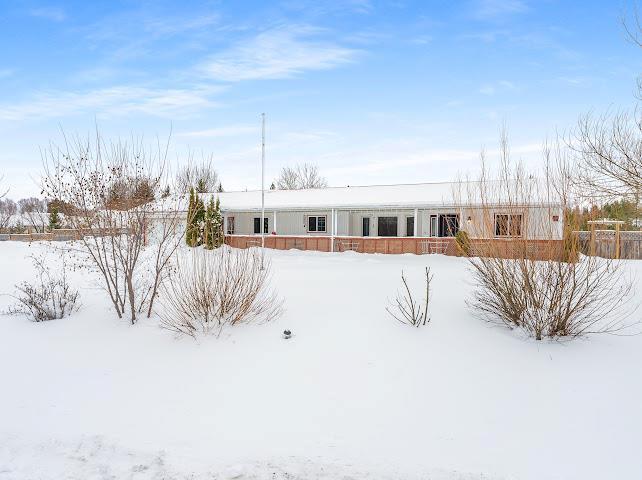 48 Laurila Drive, Lac Du Bonnet Rm, Manitoba  R0E 1A0 - Photo 1 - 202600997