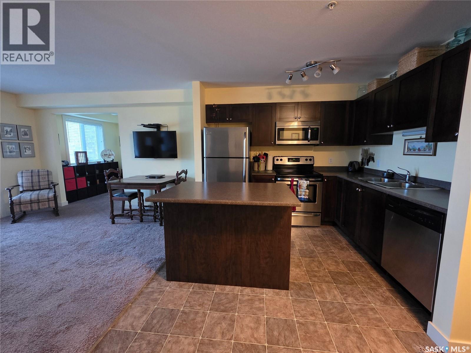 207 306 Petterson Drive, Estevan, Saskatchewan  S4A 2A8 - Photo 9 - SK028124