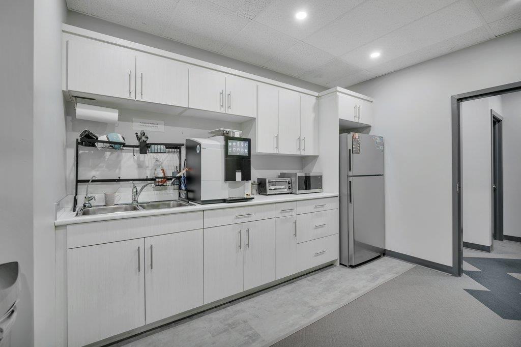 203 4103  97 Street, Edmonton, Alberta  T6E 6E9 - Photo 37 - 43690817