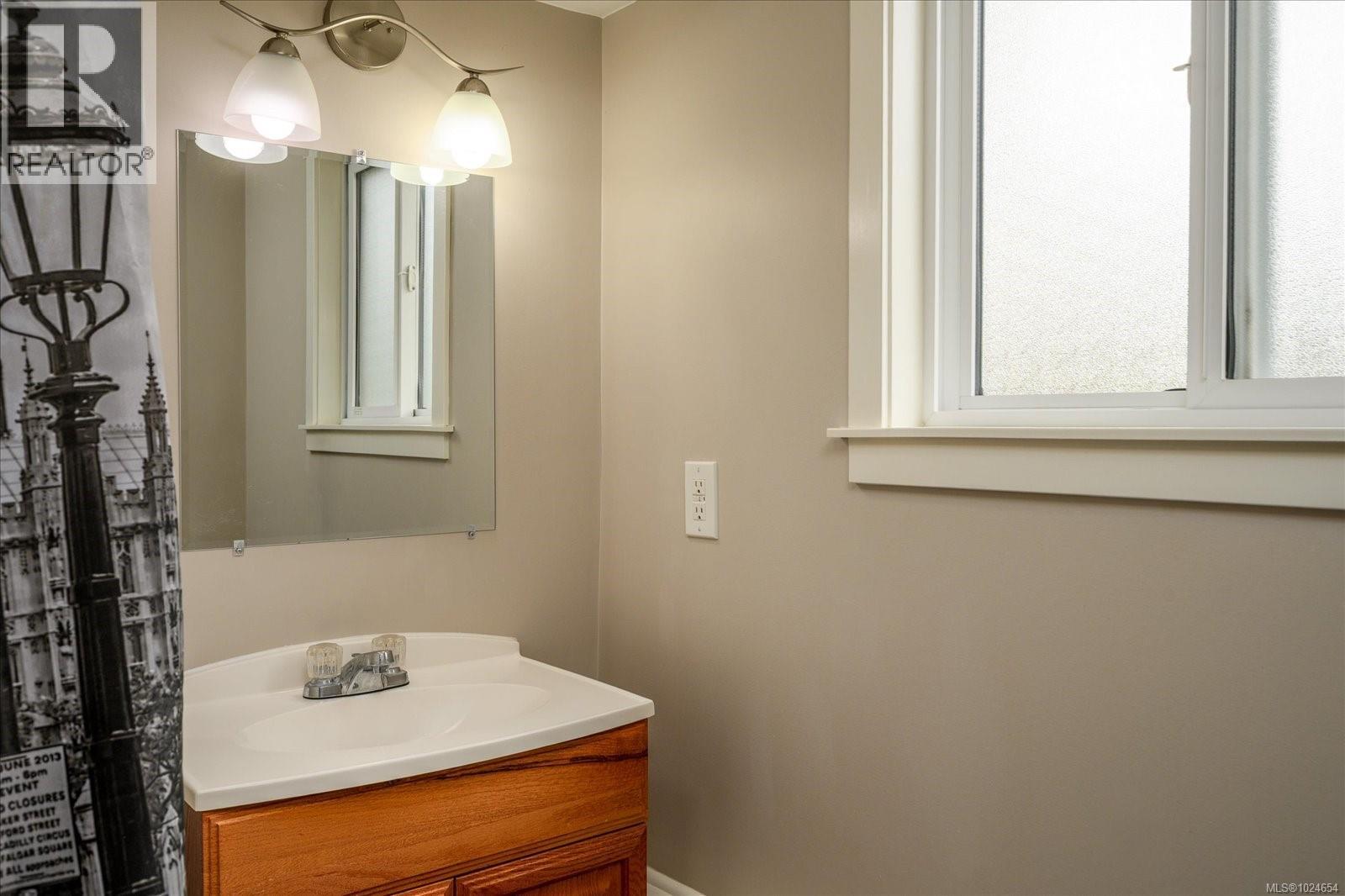 6891 Harwood Dr, Lantzville, British Columbia  V0R 2H0 - Photo 46 - 1024654