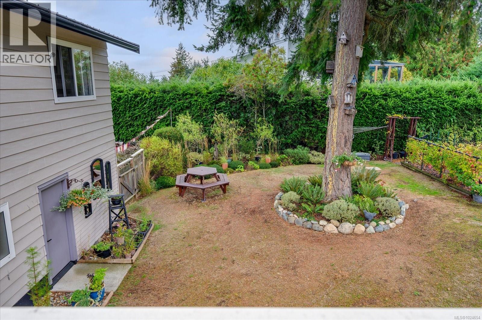 6891 Harwood Dr, Lantzville, British Columbia  V0R 2H0 - Photo 22 - 1024654