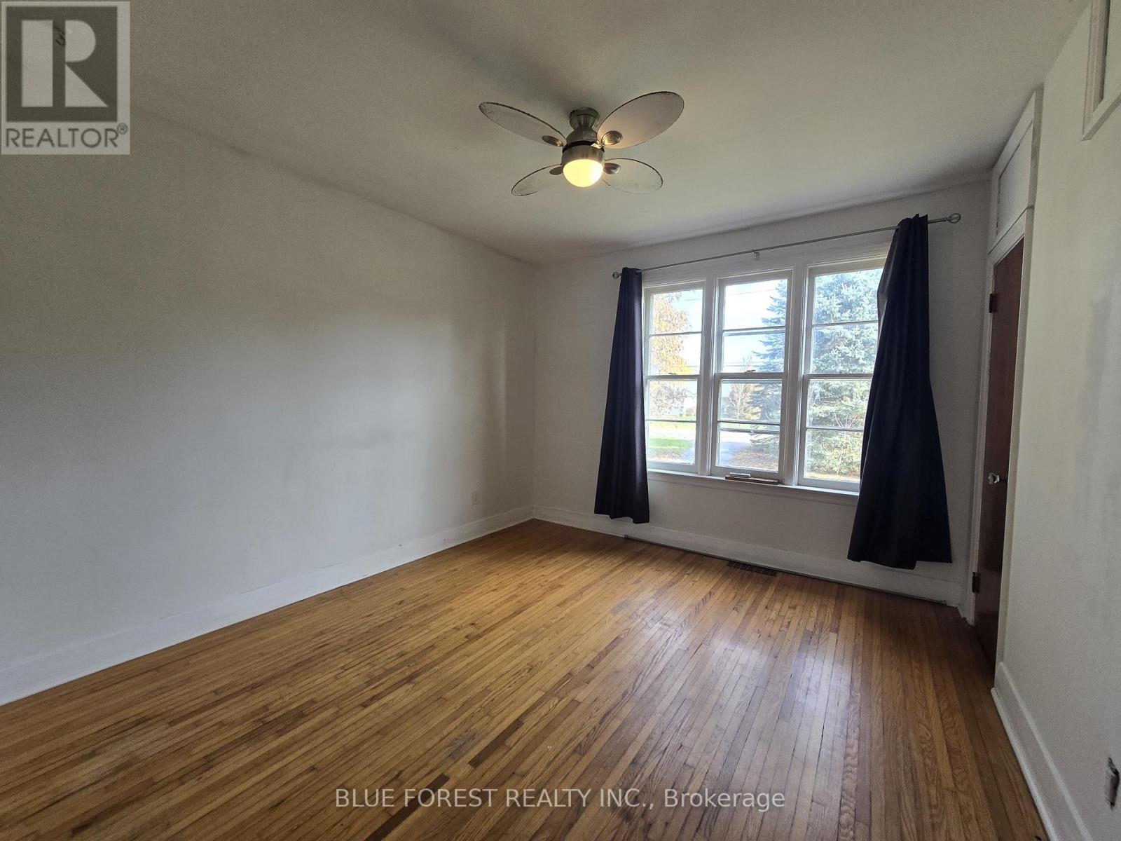 1111 Crumlin Side Road, London East, Ontario  N5V 1R6 - Photo 14 - X12769046