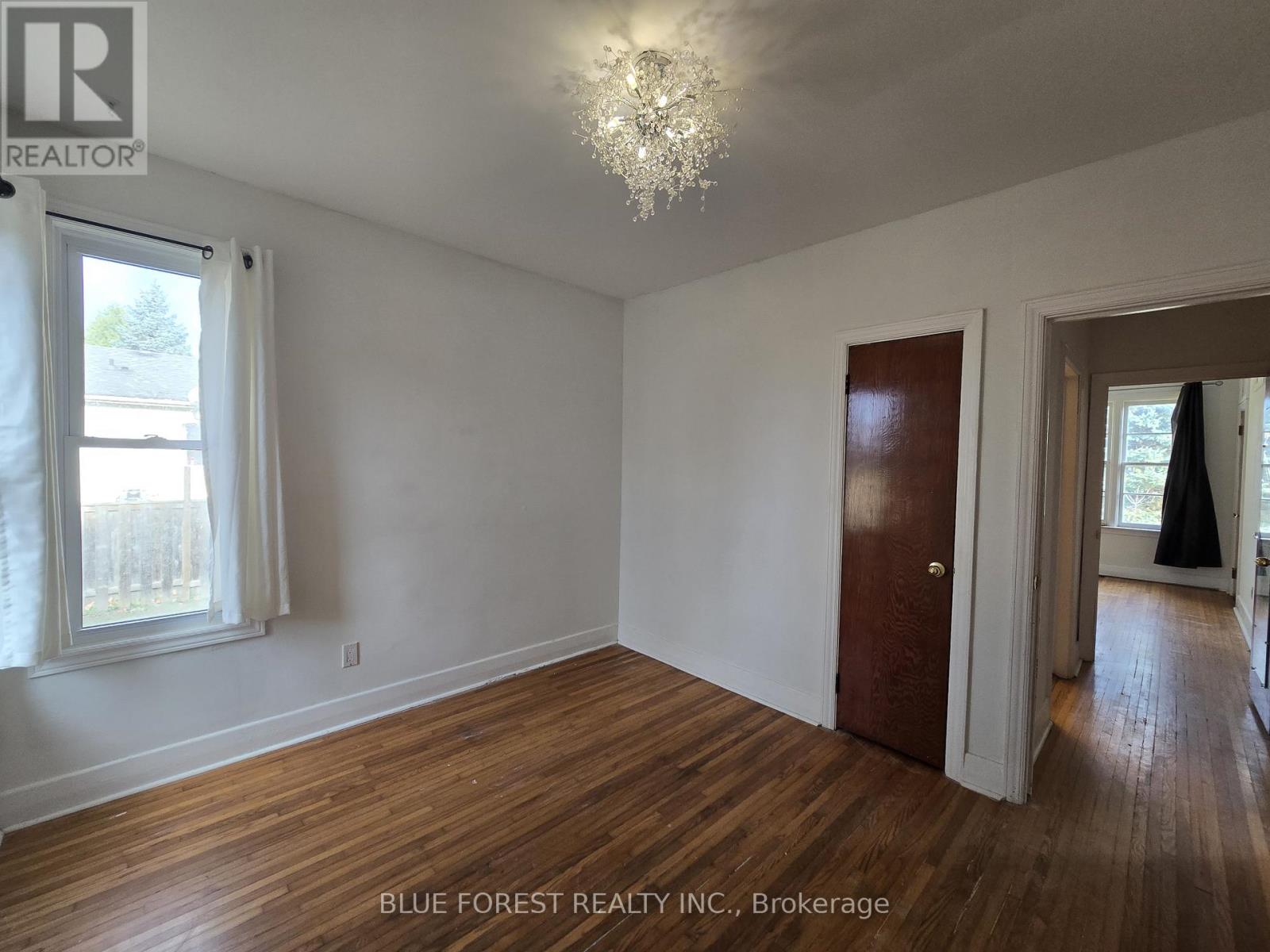 1111 Crumlin Side Road, London East, Ontario  N5V 1R6 - Photo 15 - X12769046