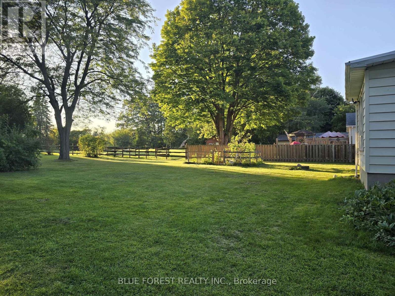 1111 Crumlin Side Road, London East, Ontario  N5V 1R6 - Photo 25 - X12769046