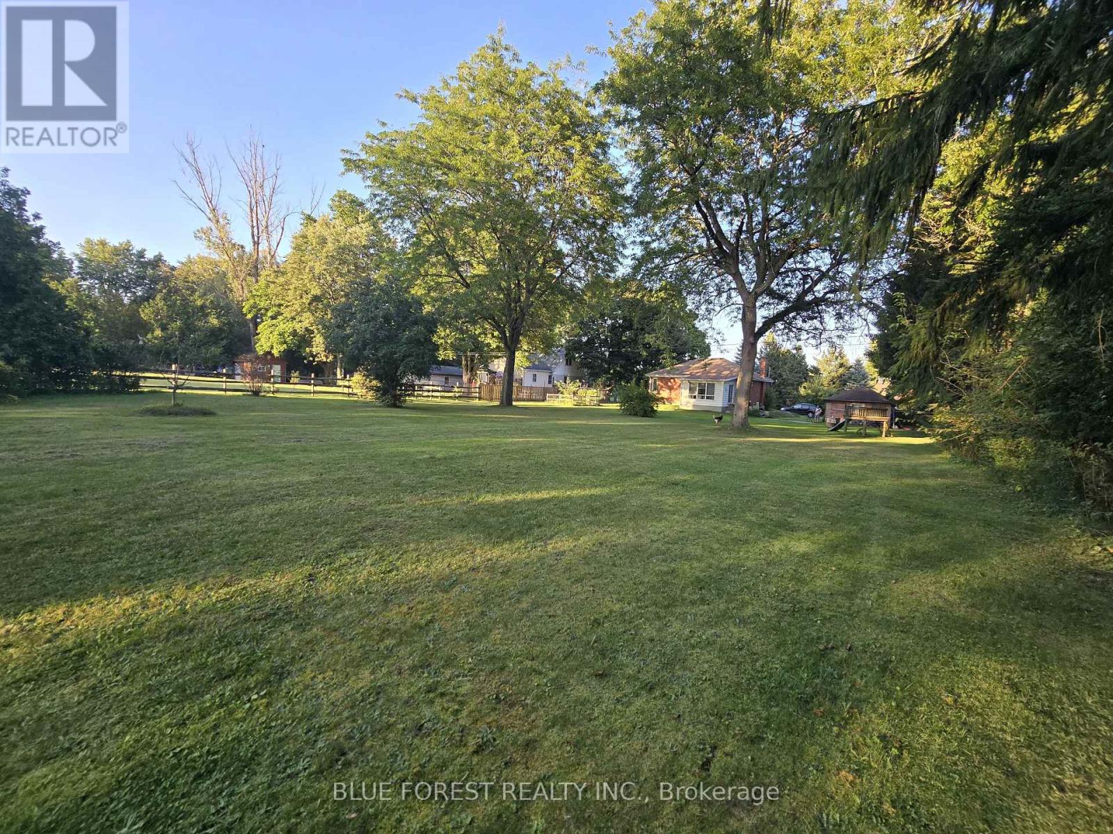 1111 Crumlin Side Road, London East, Ontario  N5V 1R6 - Photo 27 - X12769046