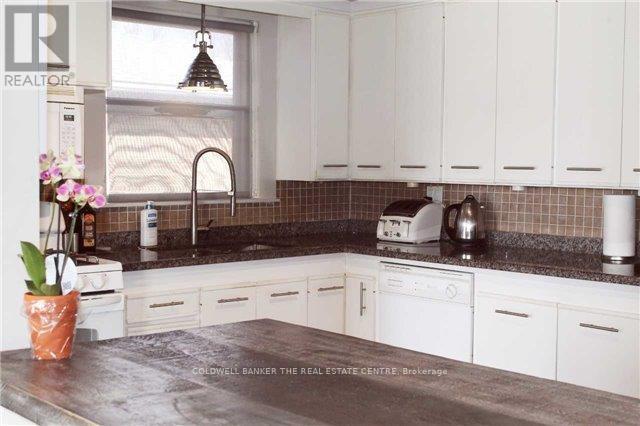 294 Betty Ann Drive, Toronto, Ontario  M2R 1B1 - Photo 8 - C12769016